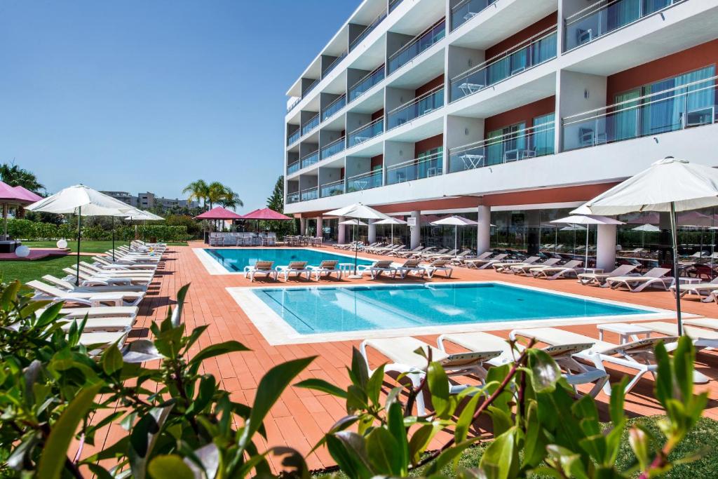 Areias Village Beach Suite Hotel