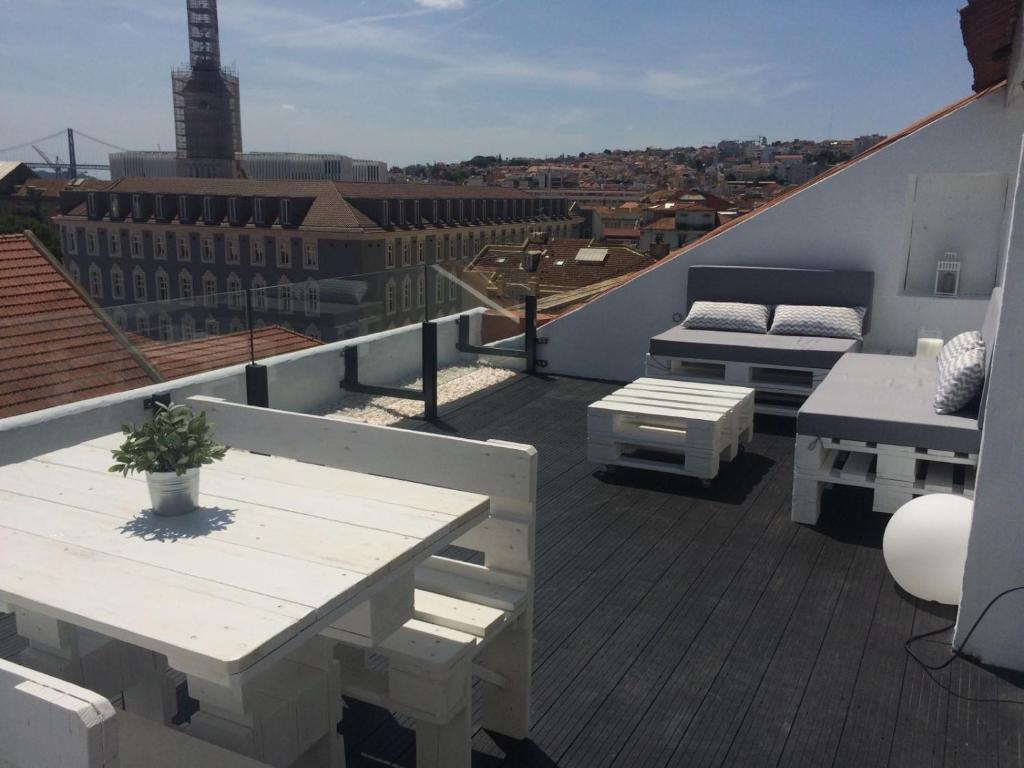 A Terrace on a Topfloor with a View