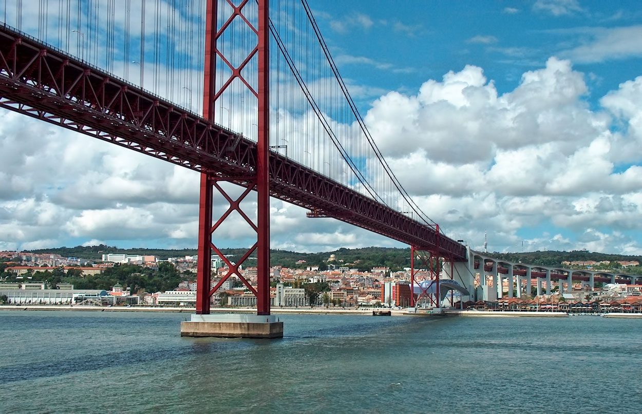 мост в лиссабоне