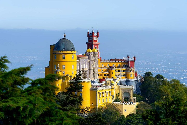 Sintra and Cascais Full Day Private Tour from Lisbon 