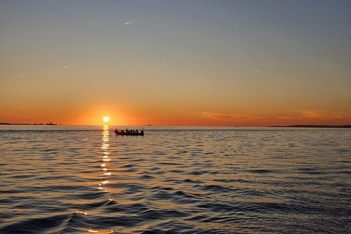 Lisbon Sunset Speedboat Tour