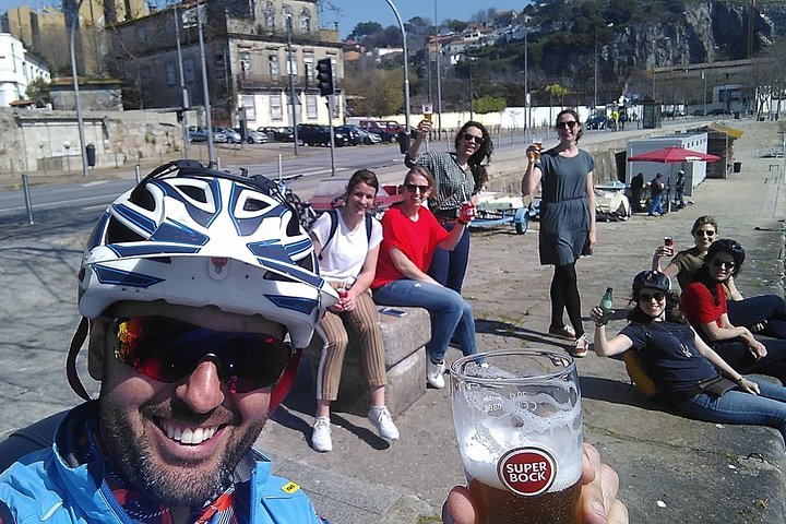 From Porto with view to Gaia: Private Bike Tour #DuckSideOfPorto