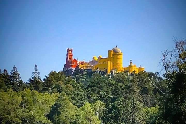 Make the dream come true in Sintra, Portugal !! Feel Portuguese !!