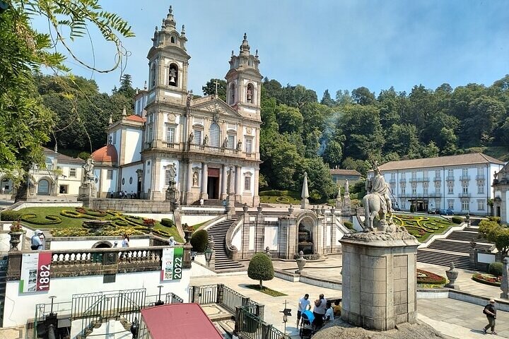 Braga and Guimarães from Porto with limited small group