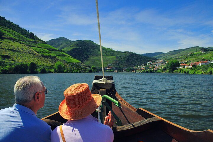 Private Douro Valley Tour - Boutique Winery & River Cruise