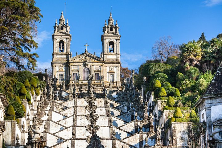 Small Group Day Trip to Braga and Guimarães with Lunch Included