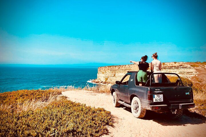 Private 4X4 Jeep & Beach Picnic Tour in Arrábida, Sesimbra-Lisbon