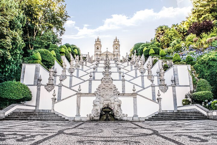 Braga & Guimarães Private Tour (All Inclusive)