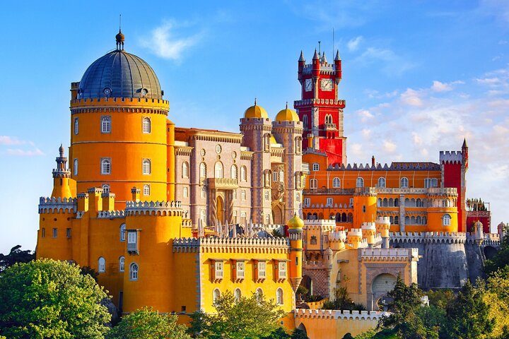 Sintra, Pena Palace & Cascais Small Group Tour from Lisbon