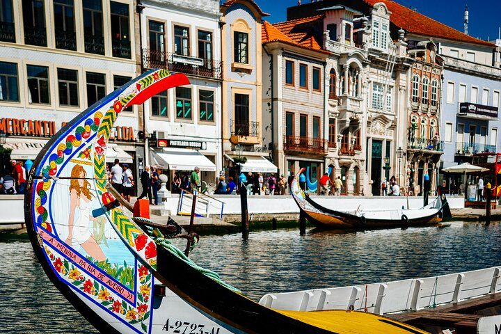 Porto: Aveiro Tour Including Moliceiro Cruise