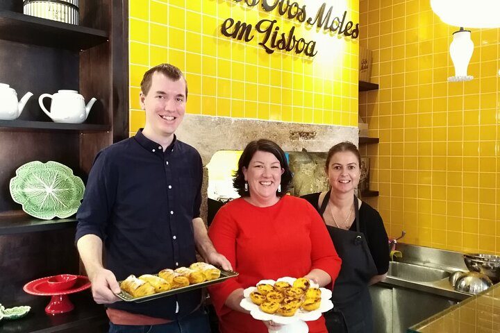 Pastel de Nata Cooking Class in a Lisbon Pastry Shop