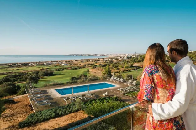 Palmares Beach House Hotel