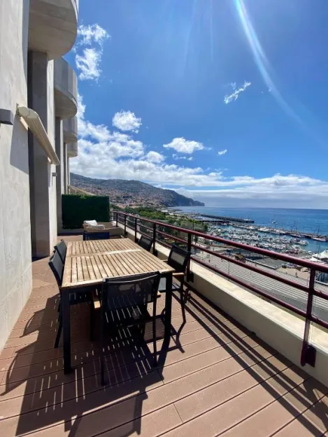 Rooftop Marina ll by Madeira Best Apartments