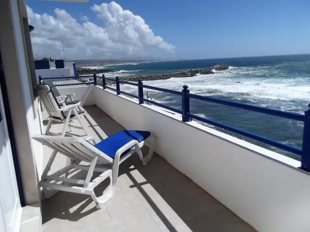 Cliff House next to beach