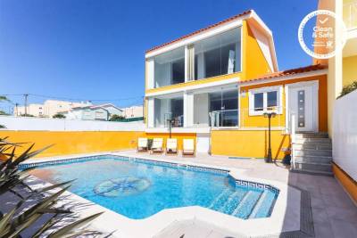 Sintra Sun & Beach Villa with Private Pool by Homing