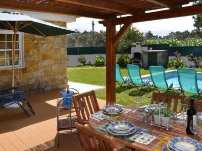 Villa Carnie Mar - Lovely 4 Bedroom Villa - Private Pool - Large Garden - in Sintra Natural Park