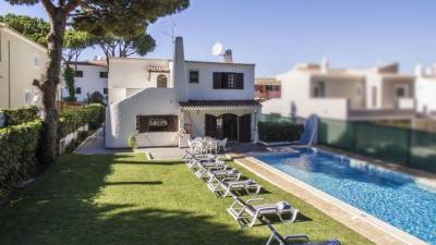 Villa Da Franca Charming villa 10 guests Private Pool Large Gardens overlooking Old Course Golf