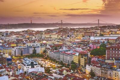 Lisbon City Center: Best of Lisbon Private Tour Full Day