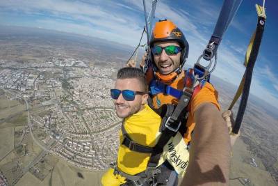 Skydive to Alentejo - Lisbon Pickup - IncrediblePortugal Private Tours