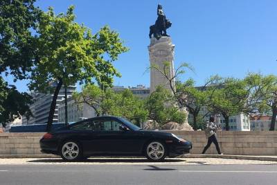 Private Tour of Lisbon in Classic Sports Car Porsche 911