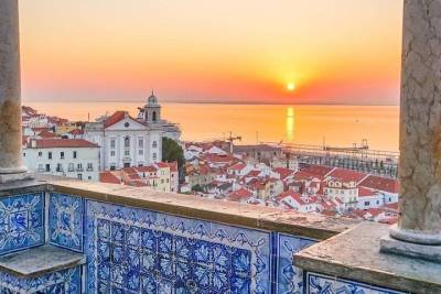 Sintra and Cascais Wilderness Full Day Tour - Incredible Portugal Private Tours