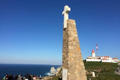 Private day tour grand Lisbon Sintra Mafra by luxury vehicle