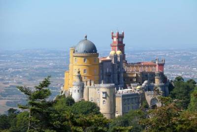 Small Group Sintra, Cascais and Estoril Full-Day Tour