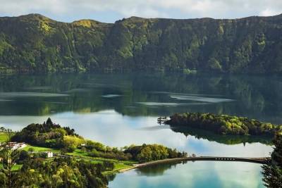 Full Day Outdoor Sete Cidades and Lagoa do Fogo Tour with Lunch