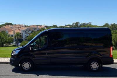 Private Transfer from Faro Airport to Monte Gordo (5-8 pax)