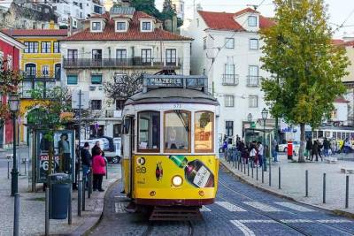 Lisbon : A Walking tour to familiar with History, Stories & Lifestyle