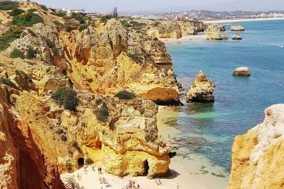 Algarve Tour w/ Benagil caves and Lagos caves boat ride