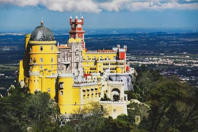Private Full-Day Lisbon Trip to Sintra, Cascais and Cabo da Roca with Pick-Up