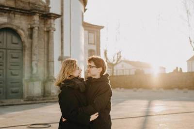 Private Photo Session with a Local Photographer in Porto