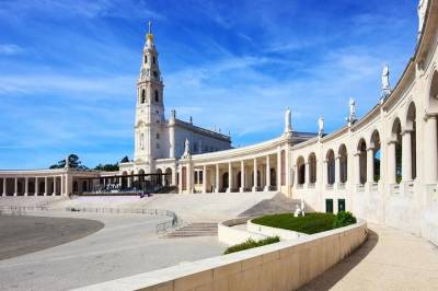 Fatima and Porto Sanctuary Day Trip from Lisbon