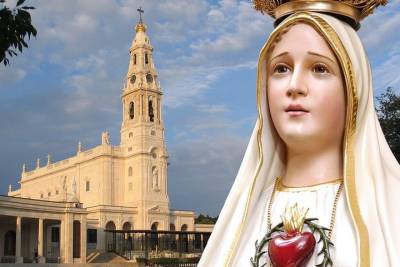 Full Day at the Sanctuary of Fatima and Óbidos in a small group