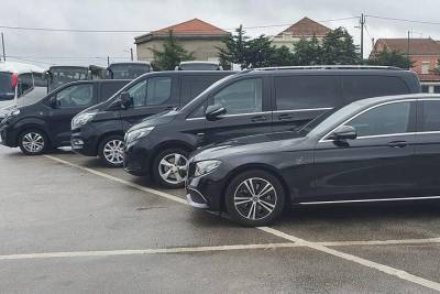 Lisbon: Luxury Private Transfer To or From Lisbon Airport