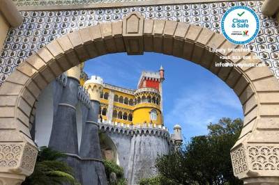 Small group tours in Sintra and Cascais from Lisbon up to 7 Pax