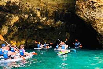 Albufeira Kayak or SUP Coastline Tour 2.5-Hour