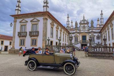 Vintage car ride in Vila Real