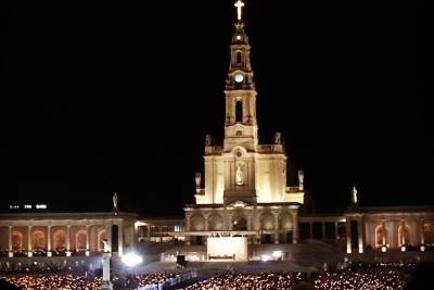 City Tour procession of candles, Fatima night