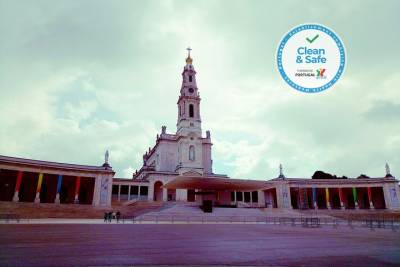 Fatima Sanctuary and Little Shepherds Village, 5h Tour from Lisbon