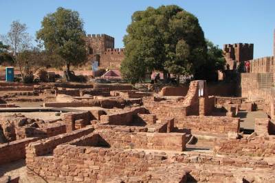 Silves and Monchique Half Day Bus Tour