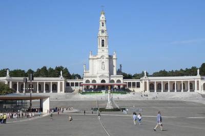 Half-day excursion for small groups in Fatima from Lisbon