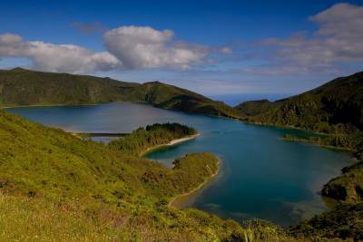 Full day tour to the central part of the island - Lagoa do Fogo