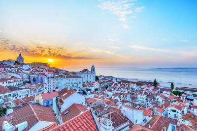 Lisbon Shore Excursion: Private Lisbon Sightseeing Tour