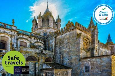 Evora Private Full Day Sightseeing Tour from Lisbon