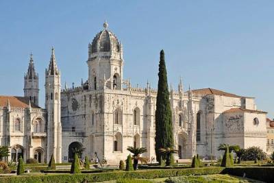 Lisbon City Tour Including Jeronimos Monastery and Tastings