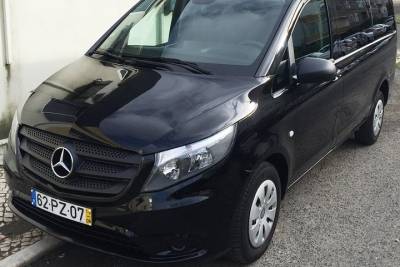 Lisbon Private Transfer to or from Cascais or Estoril