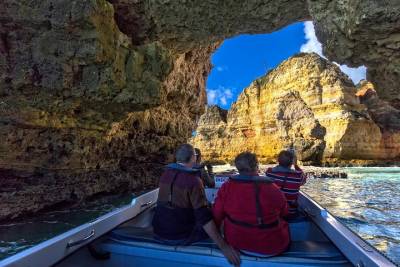 Ponta da Piedade Cruise to Caves and Beaches with Local Guide