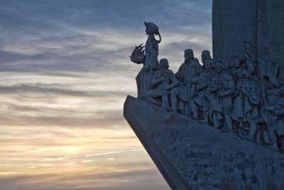 Belém District and the Salazar Dictatorship Legacy - Private Walking Tour